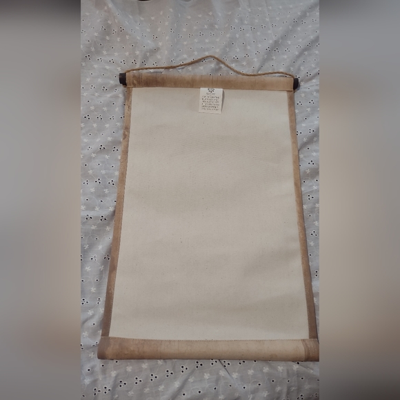 Designs Direct Queen of Hearts wall hanging - Picture 2 of 2